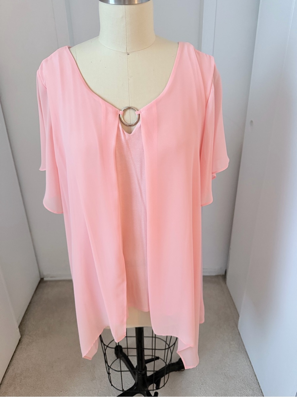 NY Collection Plus 3X Coral Layered Poncho Blouse Silver O-Ring Cape Top